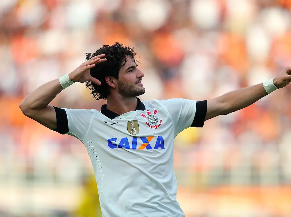 Alexandre Pato vers Liverpool