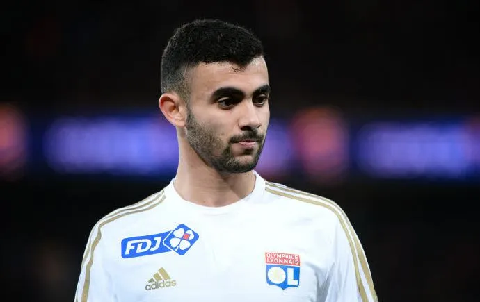 Ghezzal s&rsquo;en prend à Fournier