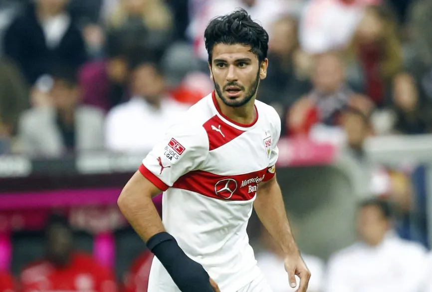 Le Bayern recrute Tasci dans l’urgence