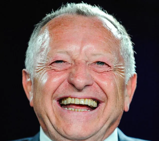 Aulas suspendu un match par la LFP