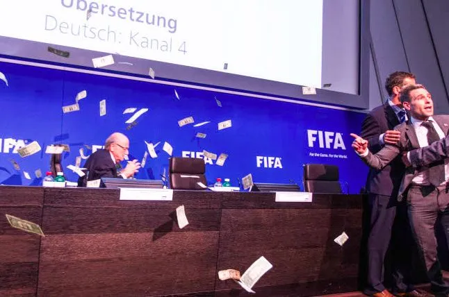 FIFA : Deux responsables sud-américains suspendus à vie