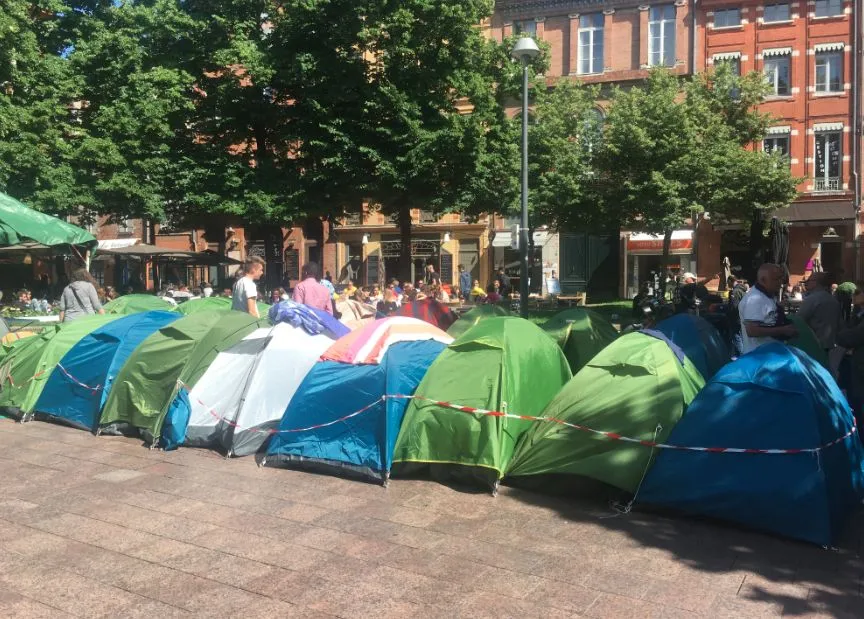 Les tentes itinérantes de Toulouse