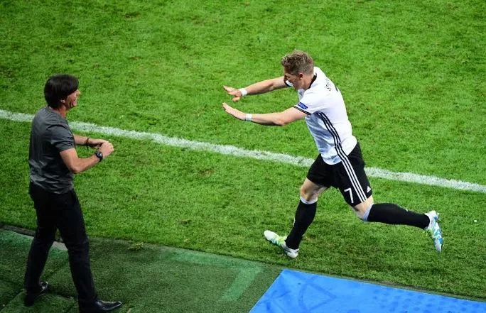 Löw «<span style="font-size:50%">&nbsp;</span>très heureux<span style="font-size:50%">&nbsp;</span>» pour Schweinsteiger