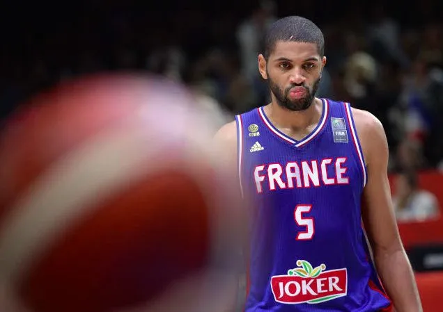 Batum : « Ma mère m’interdisait de jouer au foot !<span style="font-size:50%">&nbsp;</span>»  