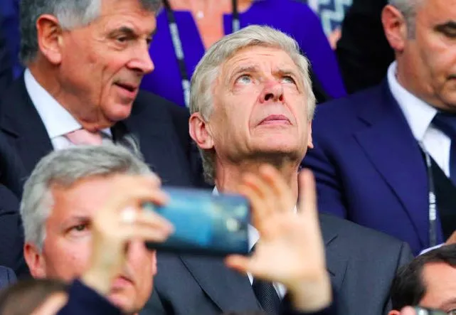 Arsène Wenger veut recruter un défenseur central