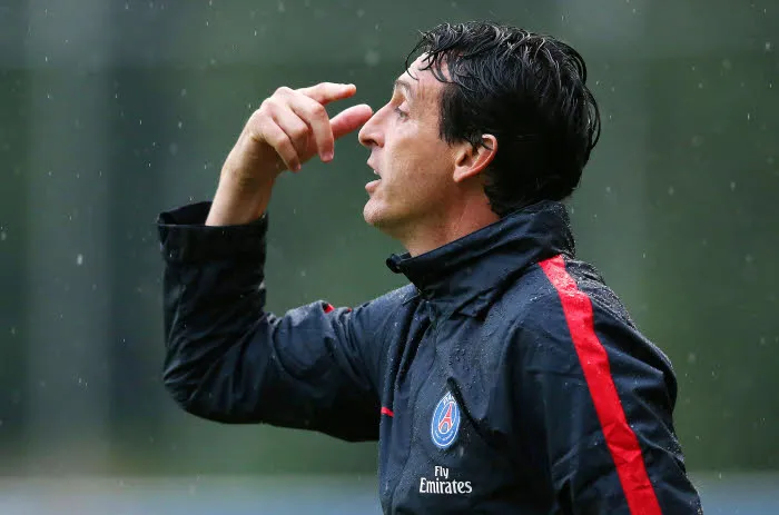 Emery propose aux supporters de deviner la compo du PSG