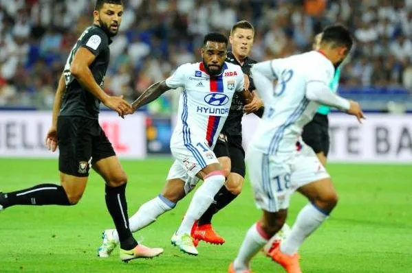 Lyon et Lacazette confirment leur appétit