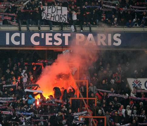 Un peu de bordel au Camp des Loges