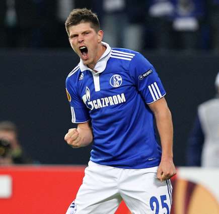 Schalke garde le contact