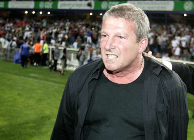 Courbis : « A Sion pour donner un coup de main »