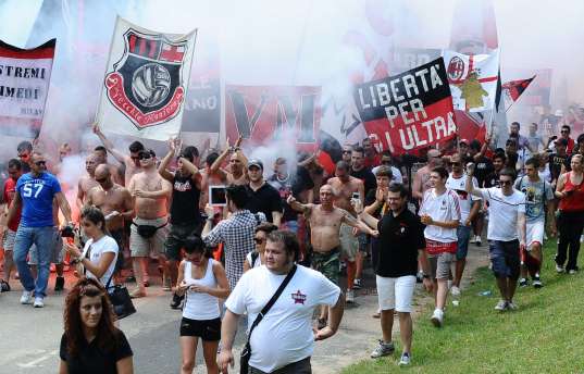 Les tifosi du Milan AC dans le doute