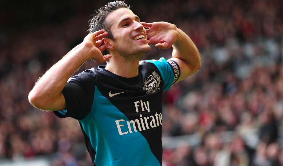 Quelle destination pour Robin van Persie ?