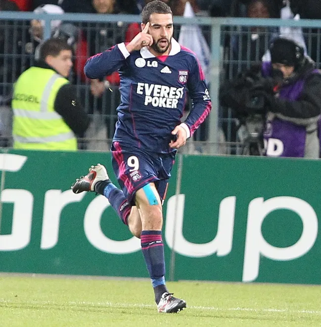 Lyon retrouve Lisandro