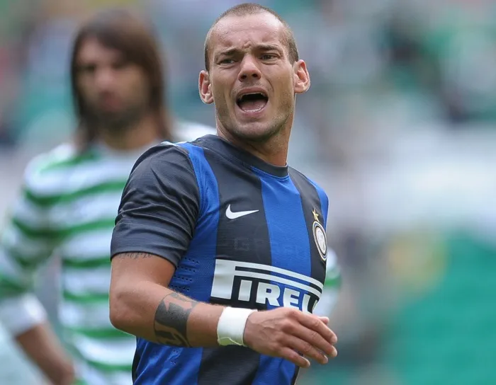 Mais que fait l’Inter avec Sneijder ?