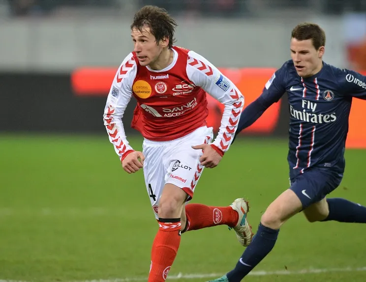 Krychowiak, milieu compte double