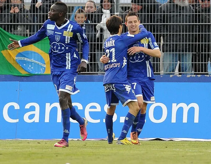 Bastia désosse Lyon