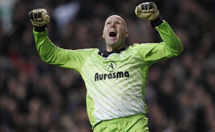 Mais bon sang, qui es-tu Brad Friedel ?