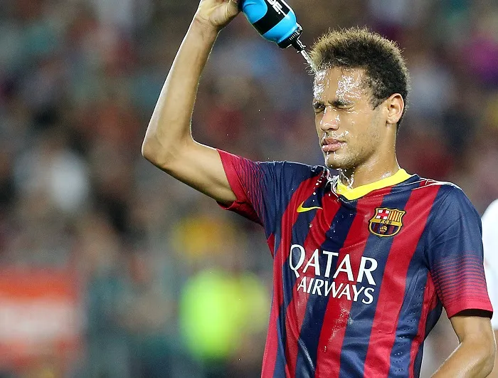 Neymar, de Youtube au terrain