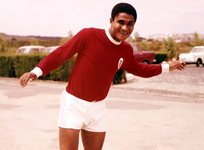 «<span style="font-size:50%">&nbsp;</span>Eusébio est le Portugal<span style="font-size:50%">&nbsp;</span>»