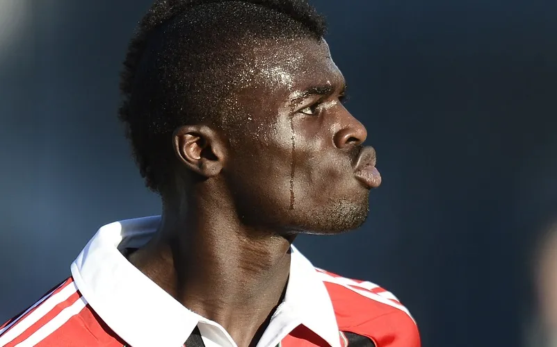 Moi, Mbaye Niang, 19 ans, 1m84, 3 saisons, 7 buts