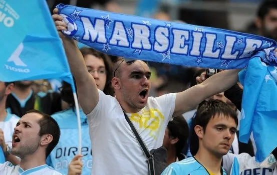 Les supporters français servent-ils encore à quelque chose ?