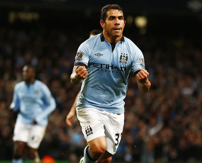 Top 10 : Les plus beaux buts anglais de Carlos Tévez