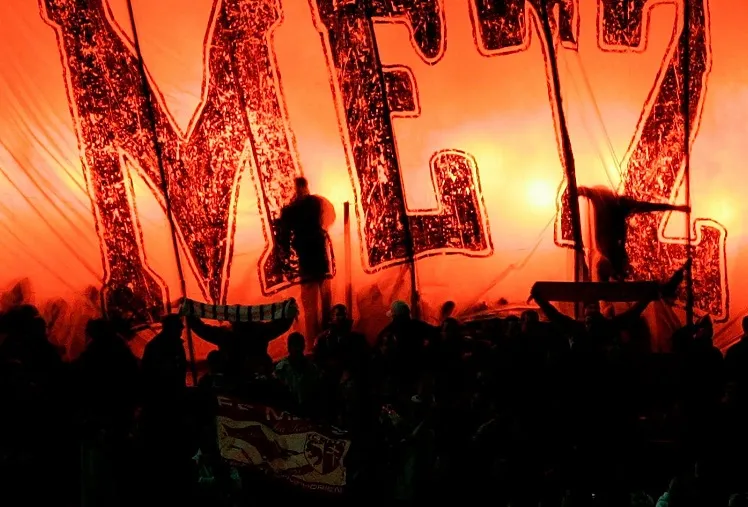 Des supporters messins parqués dans leur stade ?