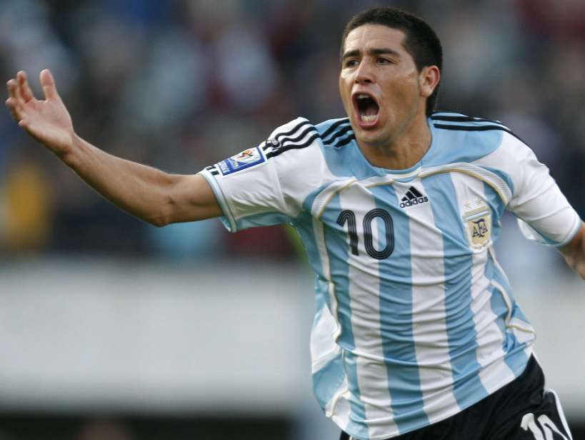 Riquelme : «<span style="font-size:50%">&nbsp;</span>Le football dépend des numéros 10<span style="font-size:50%">&nbsp;</span>»