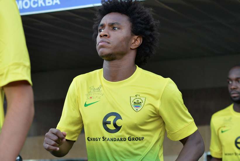 Willian à Chelsea, United sur Özil ?