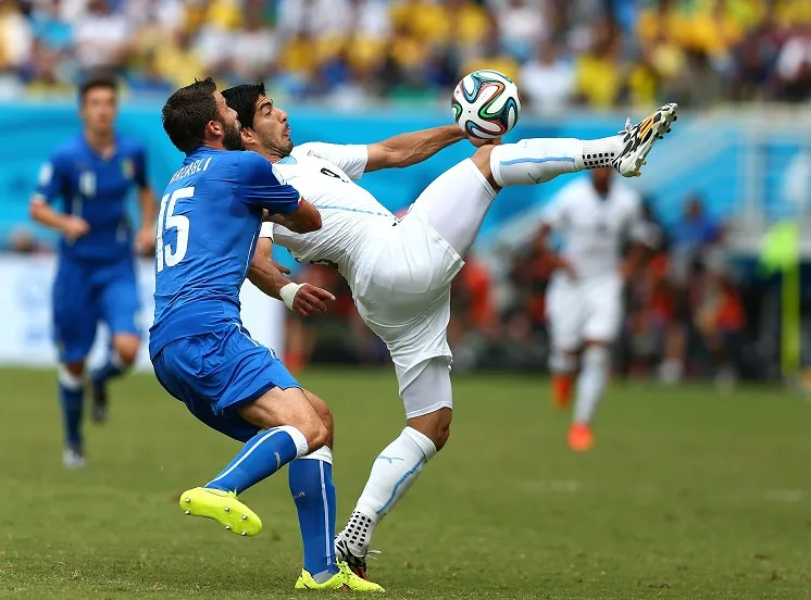 En direct : Italie &#8211; Uruguay (0 &#8211; 1)