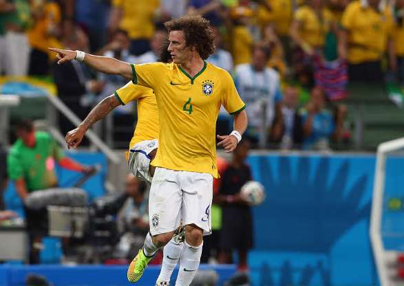 Le roi David Luiz, le prince Rodríguez