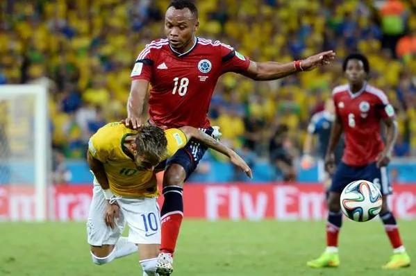 Le Brésil pleure Neymar et accuse Zuniga