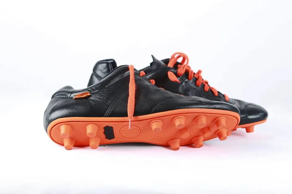 «<span style="font-size:50%">&nbsp;</span>Le crampon made in France, c&rsquo;est un peu Sophie la girafe<span style="font-size:50%">&nbsp;</span>»