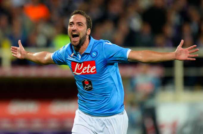 Le Napoli s&rsquo;en remet à Higuaín