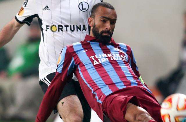 Bosingwa, rien que pour le sourcil