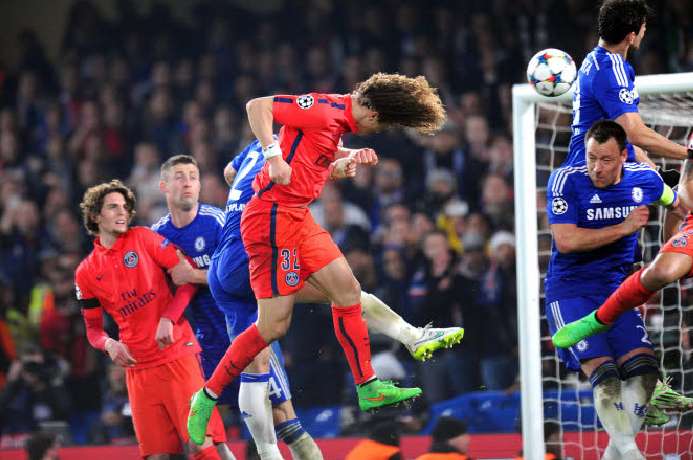 Thiago Silva et David Luiz : casques d&rsquo;or