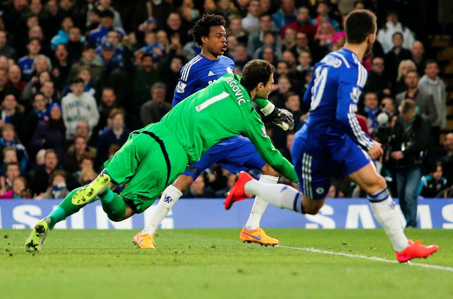 Chelsea reprend ses distances