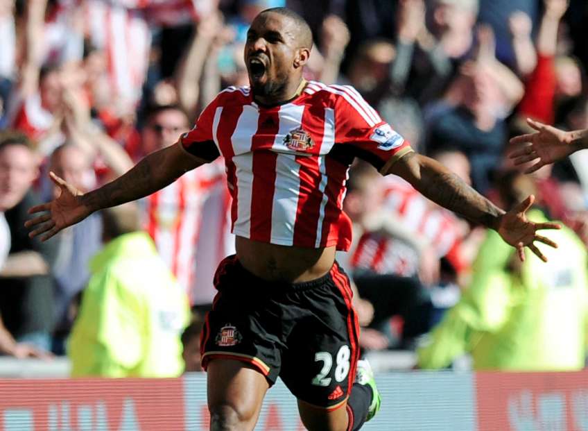 Arsenal s&rsquo;éclate, Defoe abat Newcastle