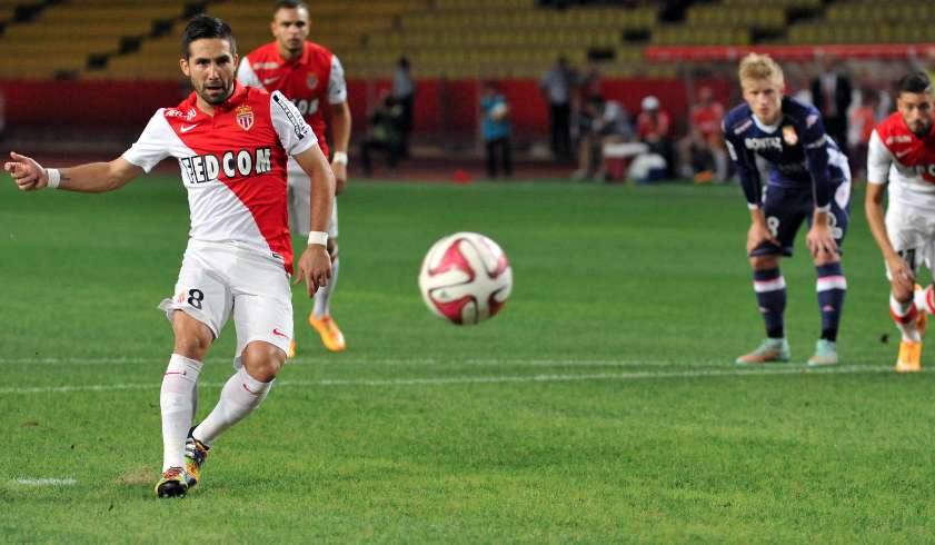 Guingamp fait tomber Lille, Monaco se rassure