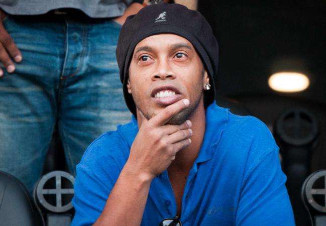 Ronaldinho dévalué, mais Ronaldinho adulé