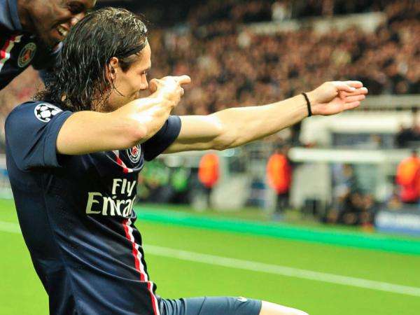 Cavani génial, ni cosy