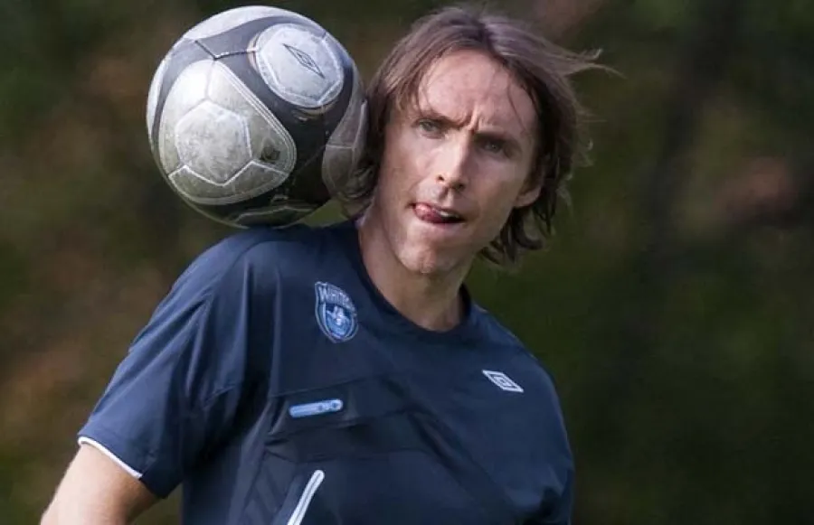 Steve Nash, soccer MVP