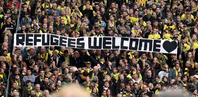 «<span style="font-size:50%">&nbsp;</span>Refugees Welcome<span style="font-size:50%">&nbsp;</span>», la passe décisive du football allemand aux réfugiés