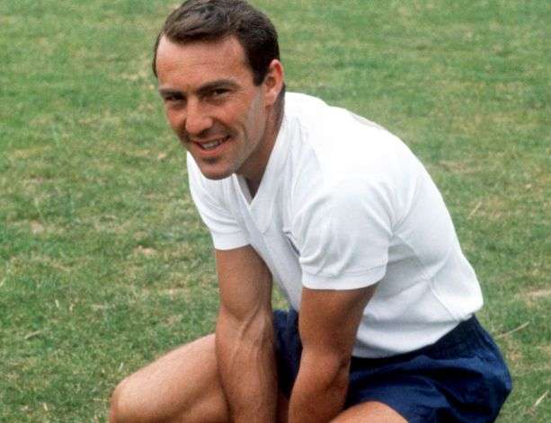 Jimmy Greaves, 30 000 livres pour vivre