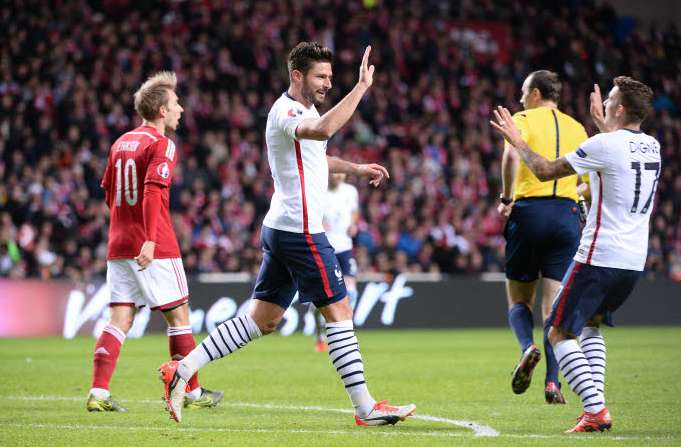 Giroud règle le match des coiffeurs