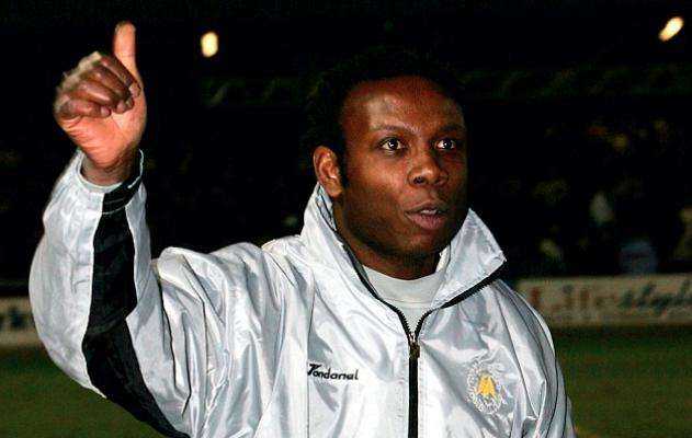 Leroy Rosenior, propulsé coach pendant… 10 minutes