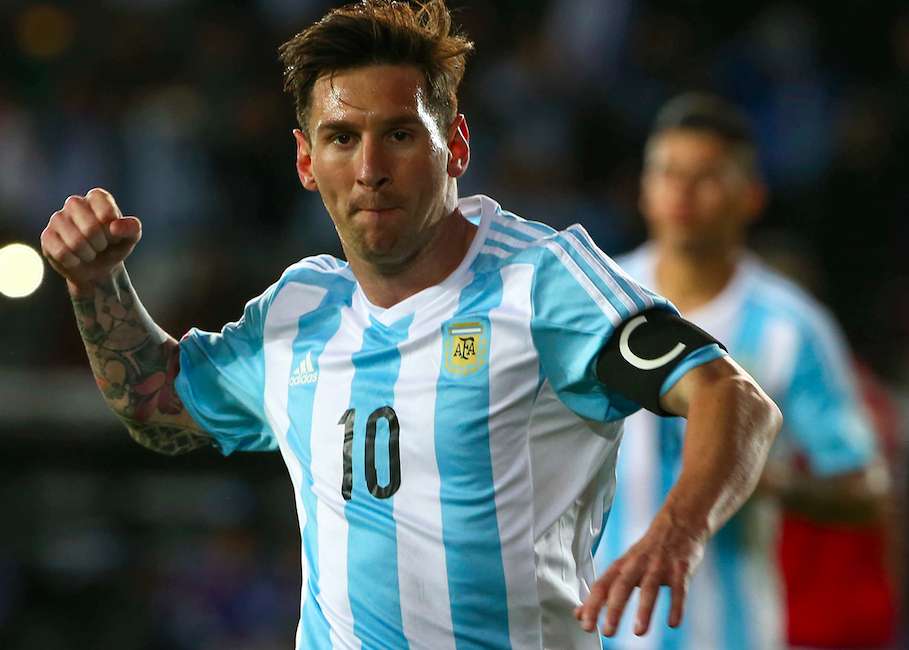 Messi a mal à son Argentine