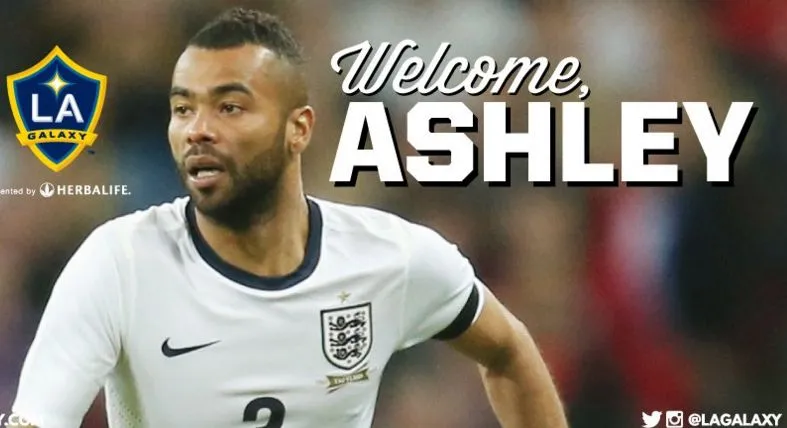 Ashley Cole arrive au Los Angeles Galaxy