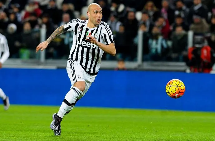 Le sale tacle de Zaza