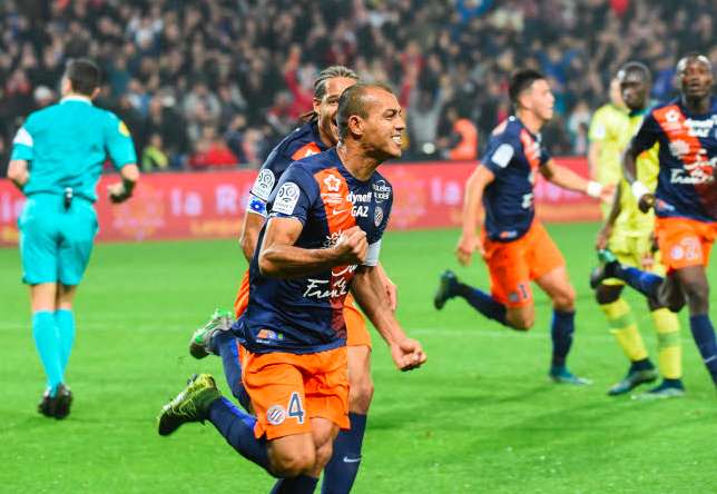 Lorient corrige Troyes, Montpellier au buzzer